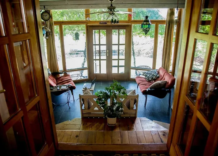 Train_House_Ns 公寓